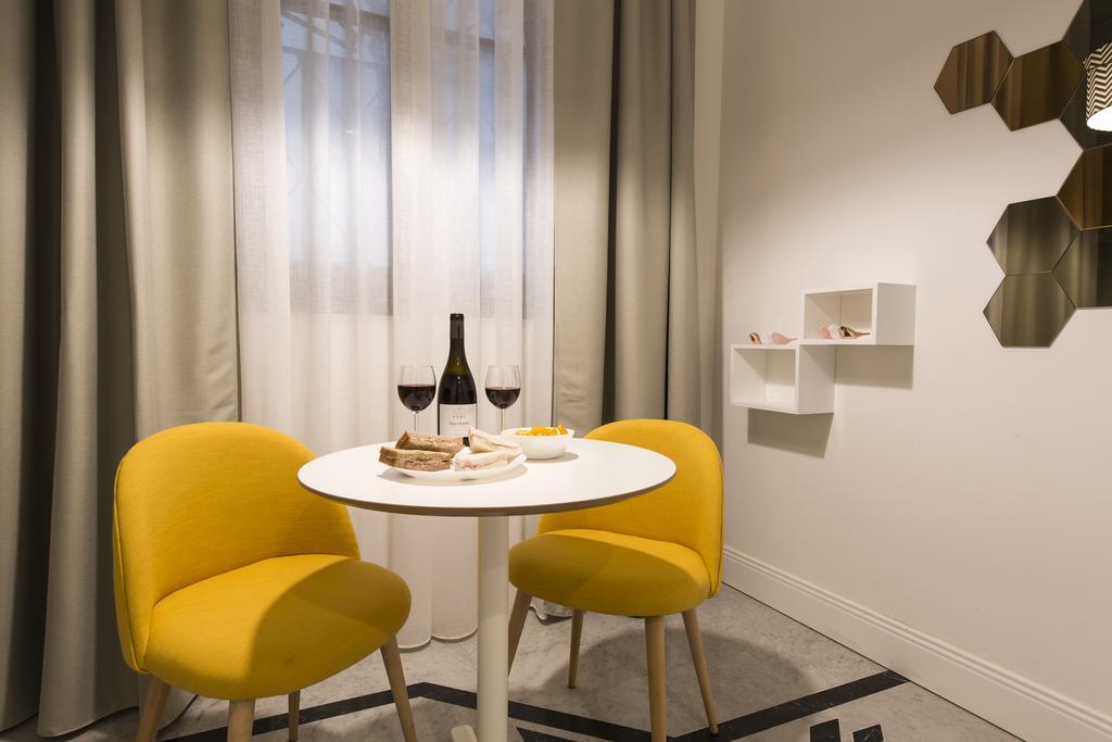 Suite Home Milano Fiera Esterno foto