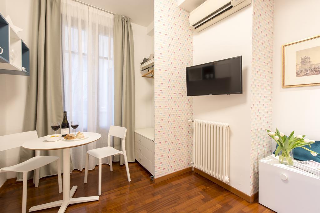 Suite Home Milano Fiera Esterno foto