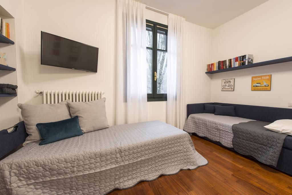 Suite Home Milano Fiera Esterno foto