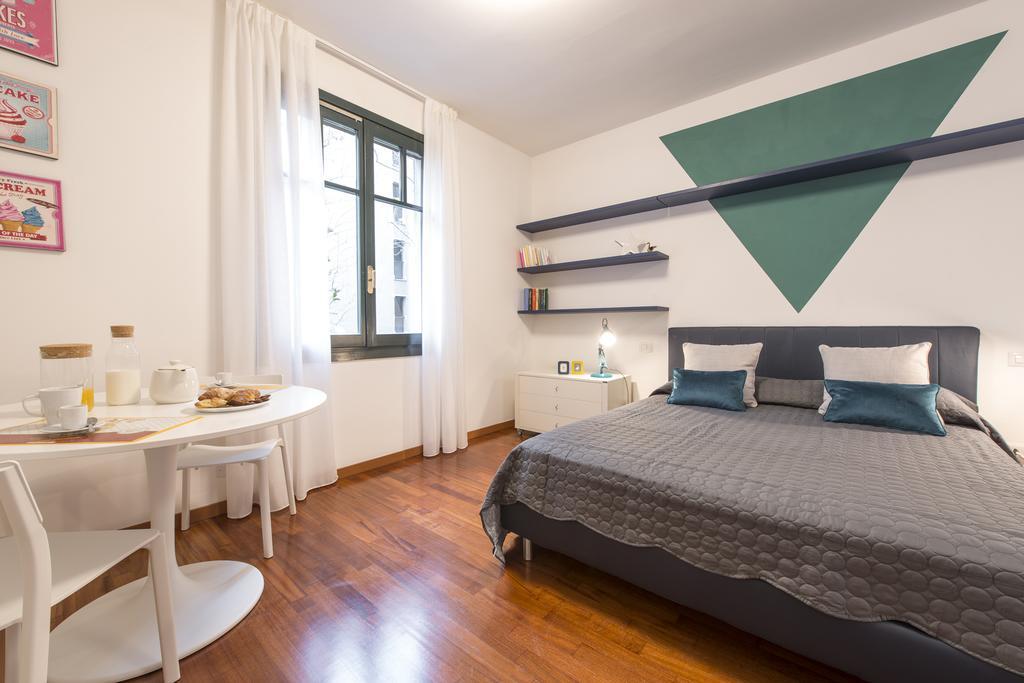 Suite Home Milano Fiera Esterno foto