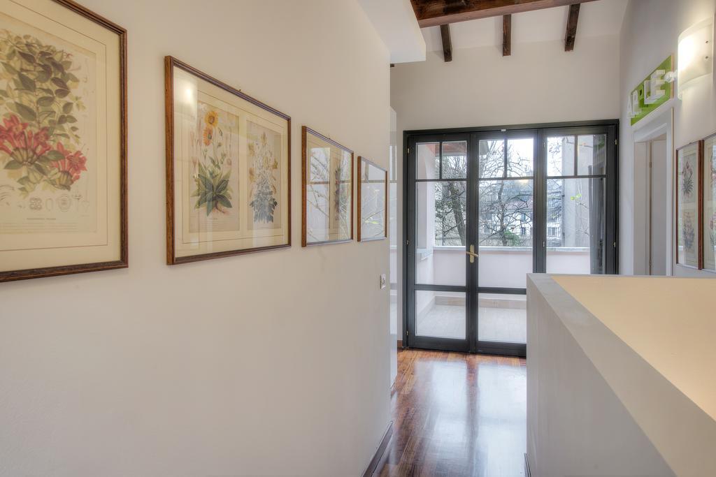Suite Home Milano Fiera Esterno foto