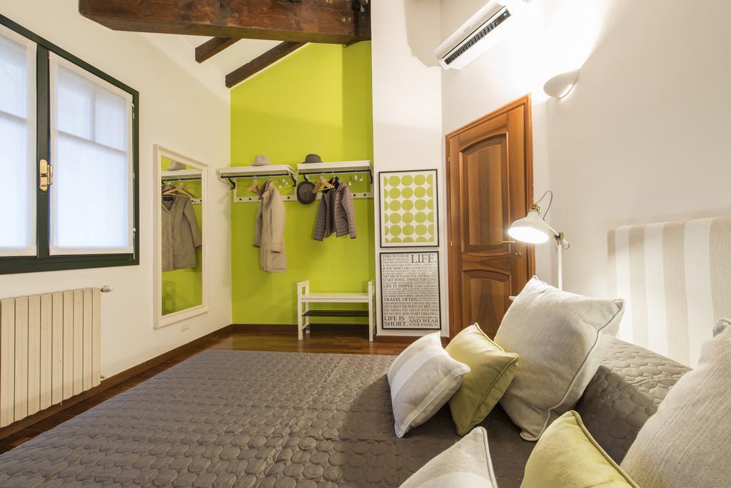 Suite Home Milano Fiera Esterno foto